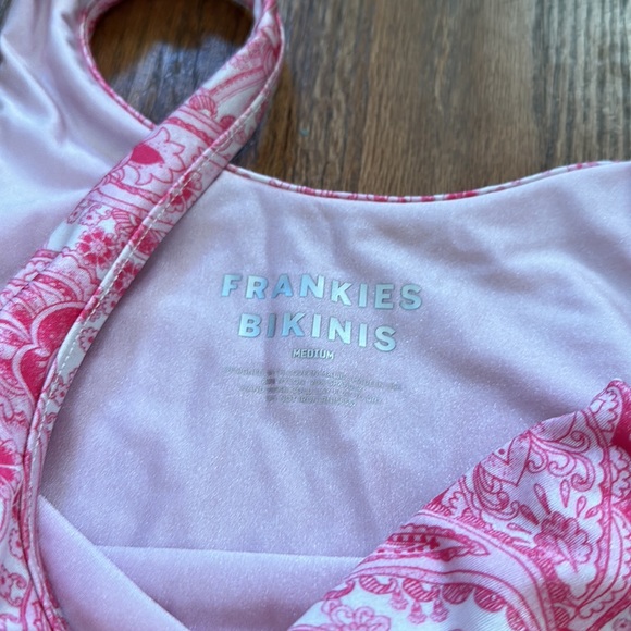 frankies kini, one piece - Picture 4 of 5